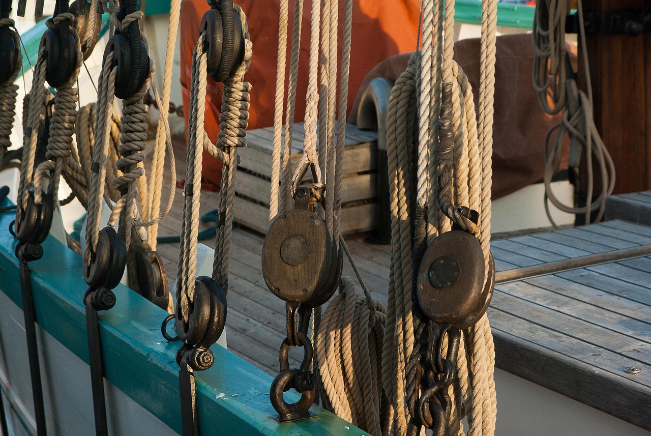 sailboat pullies and ropes